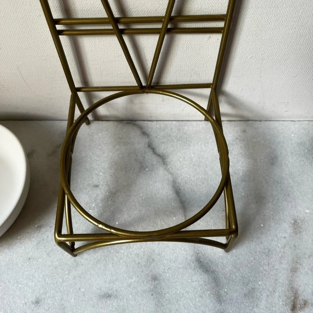 Elegant Gold Metal jewelry Stand, display , holder with ceramic Bowl